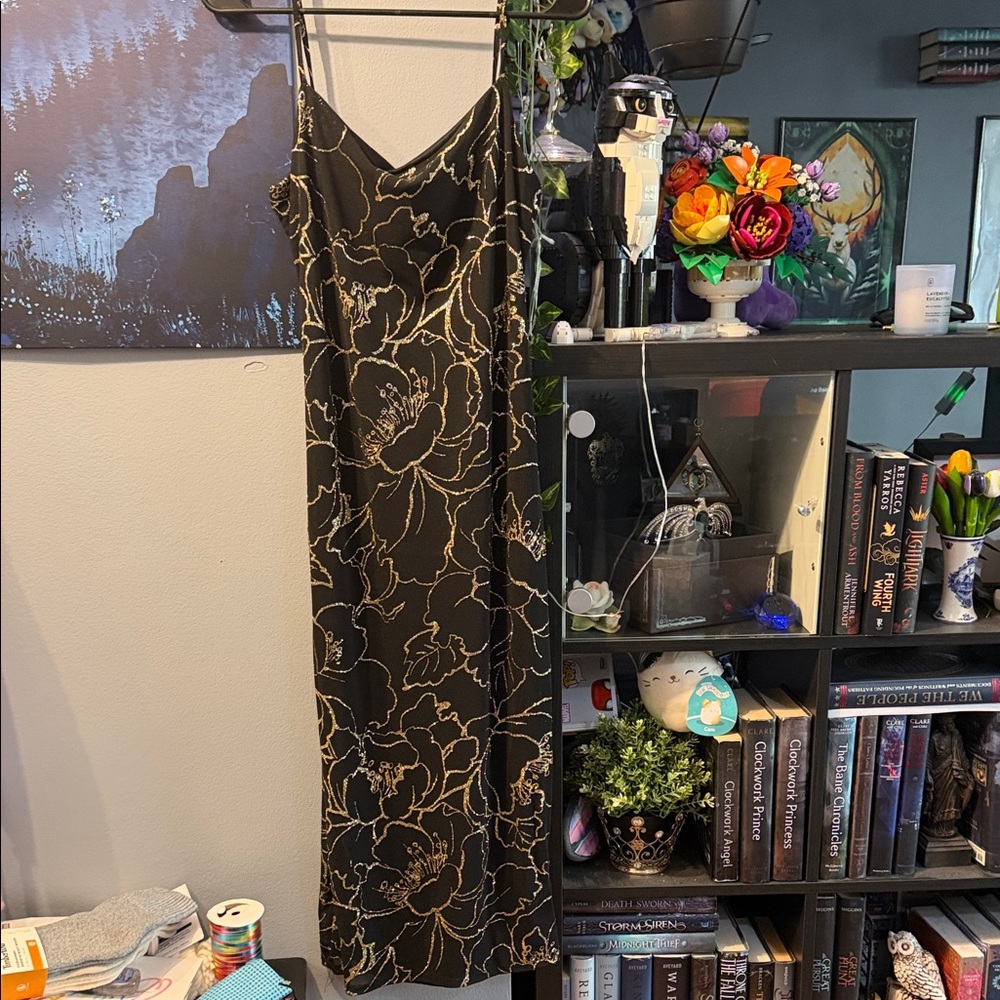 Fashion Nova Body Con Black and Gold Glitter Floral Dress